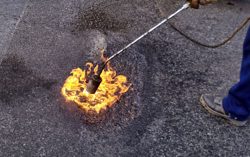 Brynnau Gwynion flat roofing repairs